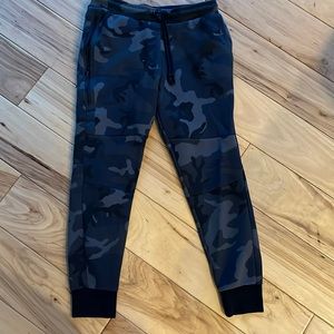 Nike fleece camo joggers. Medium